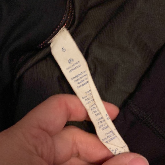 Lululemon Speed Run Shorts - Picture 6 of 7